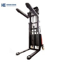 Elektrický stohovač paliet